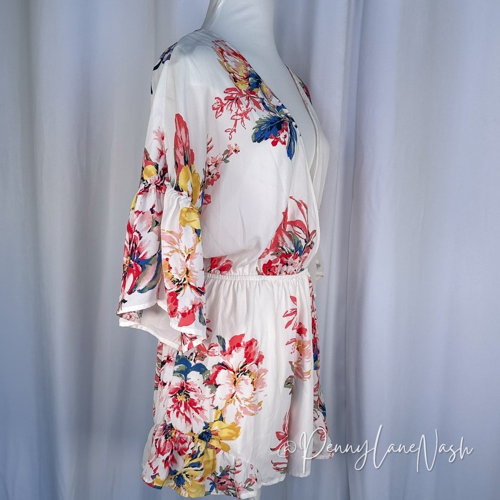 Forever 21 Contemporary Floral Romper White - Picture 5 of 7